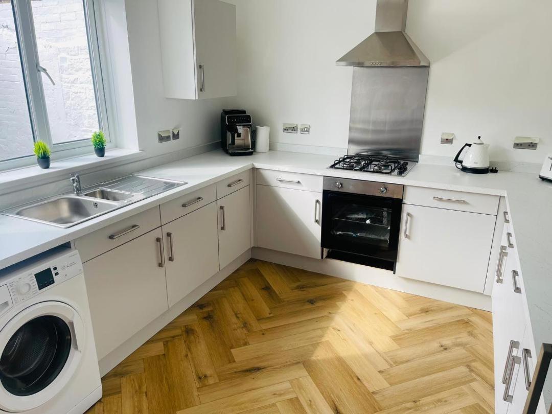 Marine Cottage - With Private Hot Tub Newbiggin-by-the-Sea Esterno foto